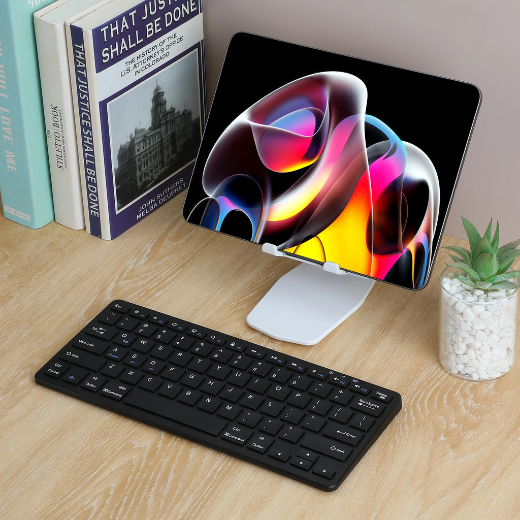 Ultra-thin Bluetooth Keyboard, Rechargeable Wireless Keyboard for iPad Pro Mini Air Tablet, iPhone, Samsung, Android Smartphone