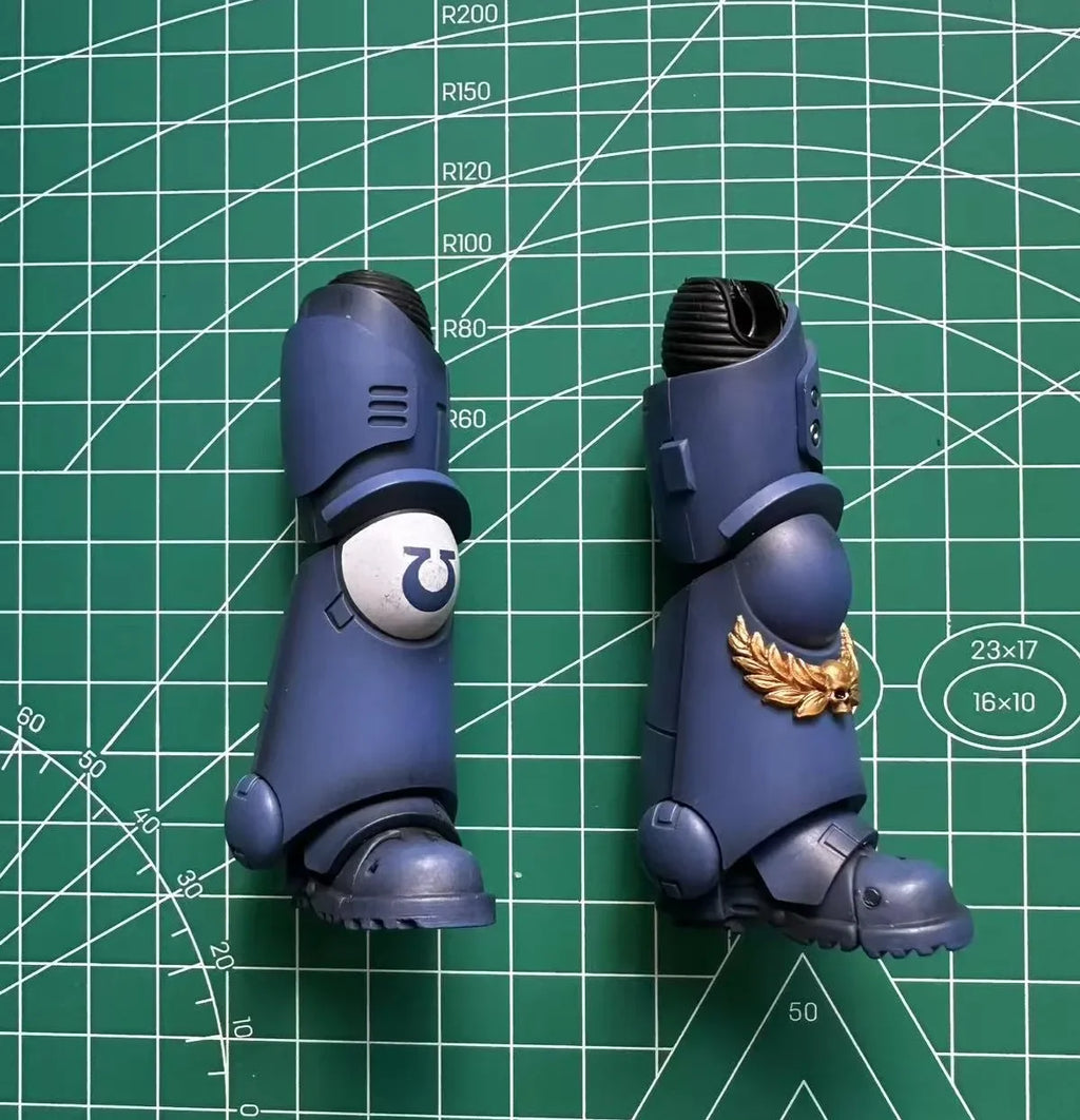 JOYTOY Warhammer 40K 1/18 Екшън фигурки Uitramarines лейтенант Титус Модел играчка момче подаръци 3.75 инча