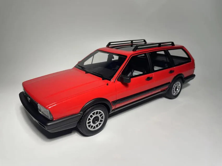 Feelslike 1/18 VW Passat Wawa Can Santana Touring Car Model VW Passat 32B Collectible Home Decoration Miniature Gifts