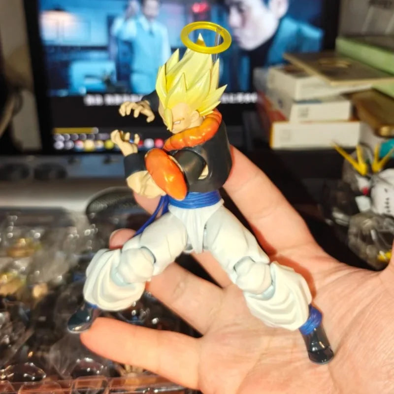 Bandai Nycc Exclusive Dragon Ball S.H.Figuarts Gogeta Super Saiyan (Yellow Hair) - In Stock