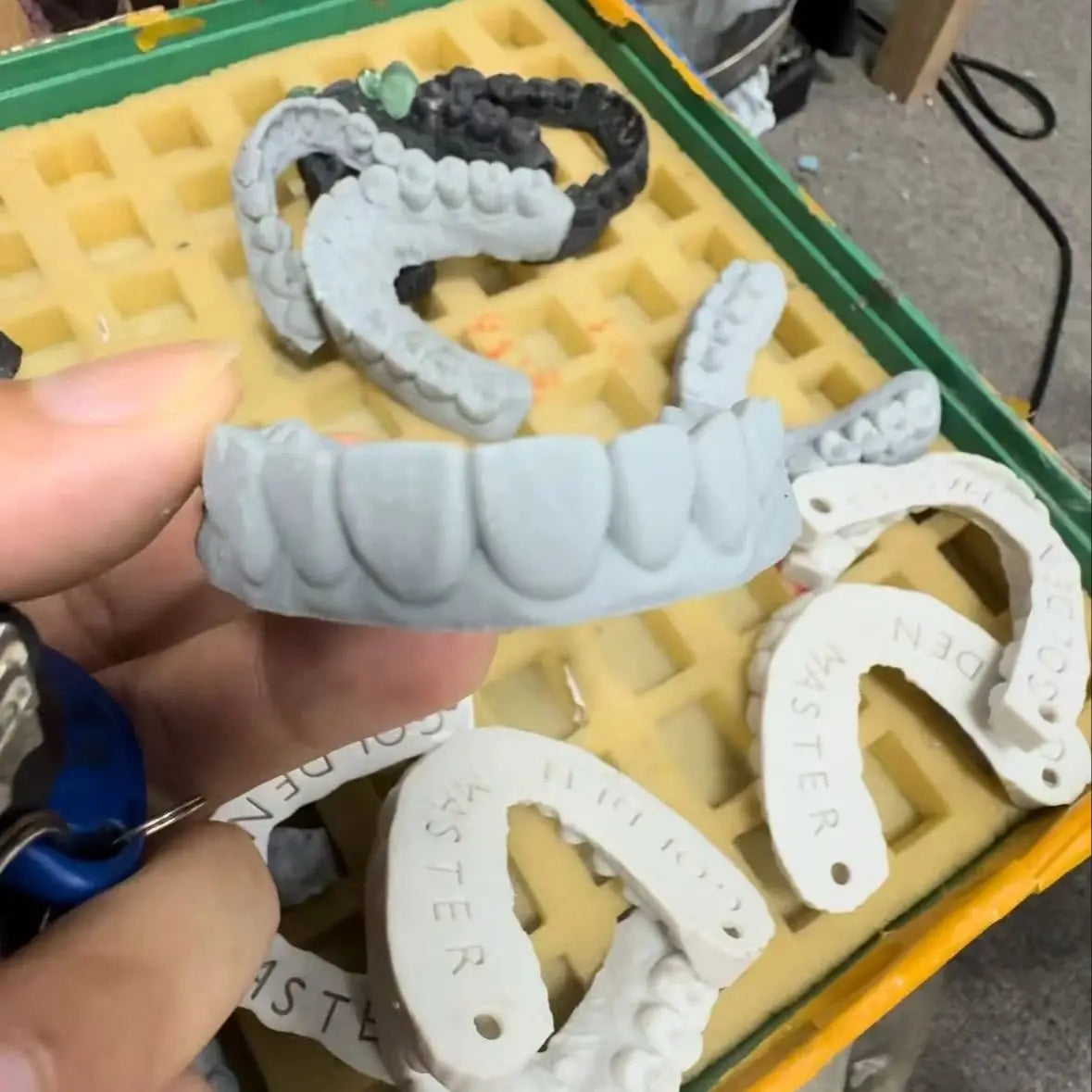 Custom Diamond Teeth Grillz Princess Cut Moissanite Diamond 8Top 8 Bottom Silver 925 Yellow & White Hip Hop Grillz Grill