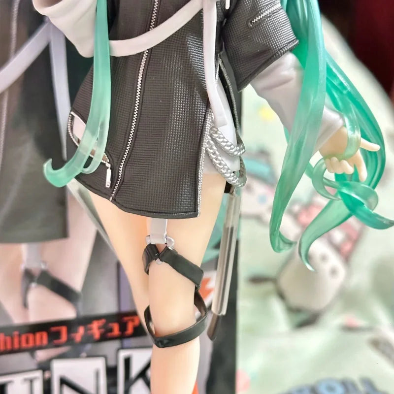 Оригинална Taito модна фигурка Vocaloid Hatsune Miku аниме фигурка Punk Future колекция декорация на плот модел играчки коледни подаръци