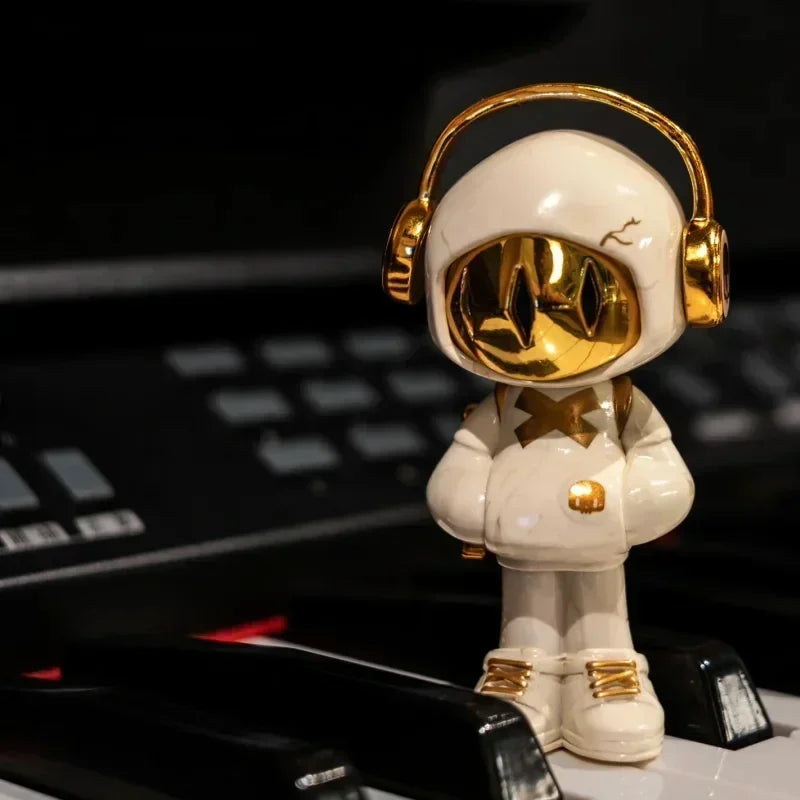 Mr.Bone Mini 2 Generation Time Traveler Series Caixa Caja Dolls Gift Anime Action Figure Toys Desktop Ornament