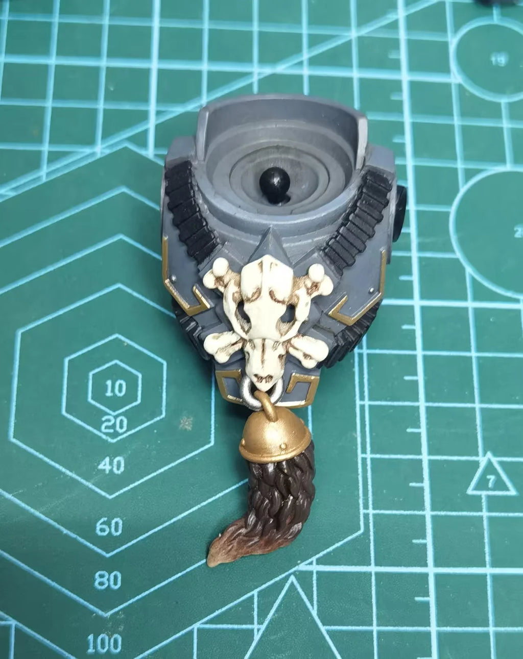 JOYTOY Warhammer The Horus Heresy 1/18 Space Wolves Geigor Fell-Hand Action Figure Model Toy