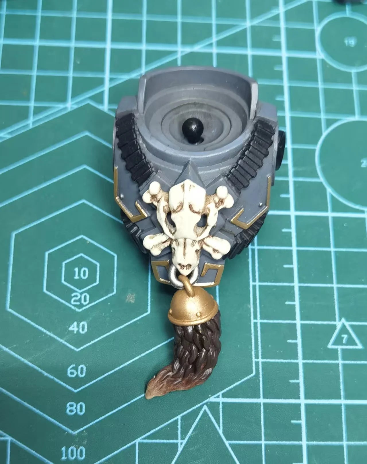 JOYTOY Warhammer The Horus Heresy 1/18 Space Wolves Geigor Fell-Hand Action Figure Model Toy