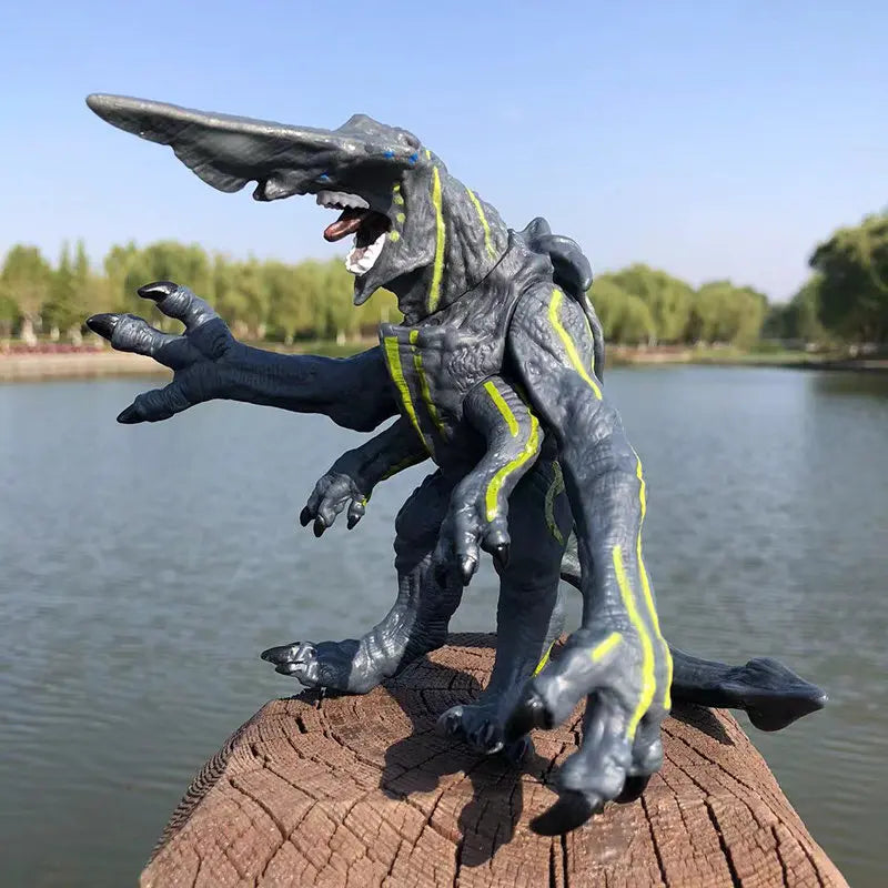 2025 New Monsters Scunner Leathback Mega Kaiju Trespasser Knifehead Figurine Pacific Rim Action Figure Model Boys Gifts Toys