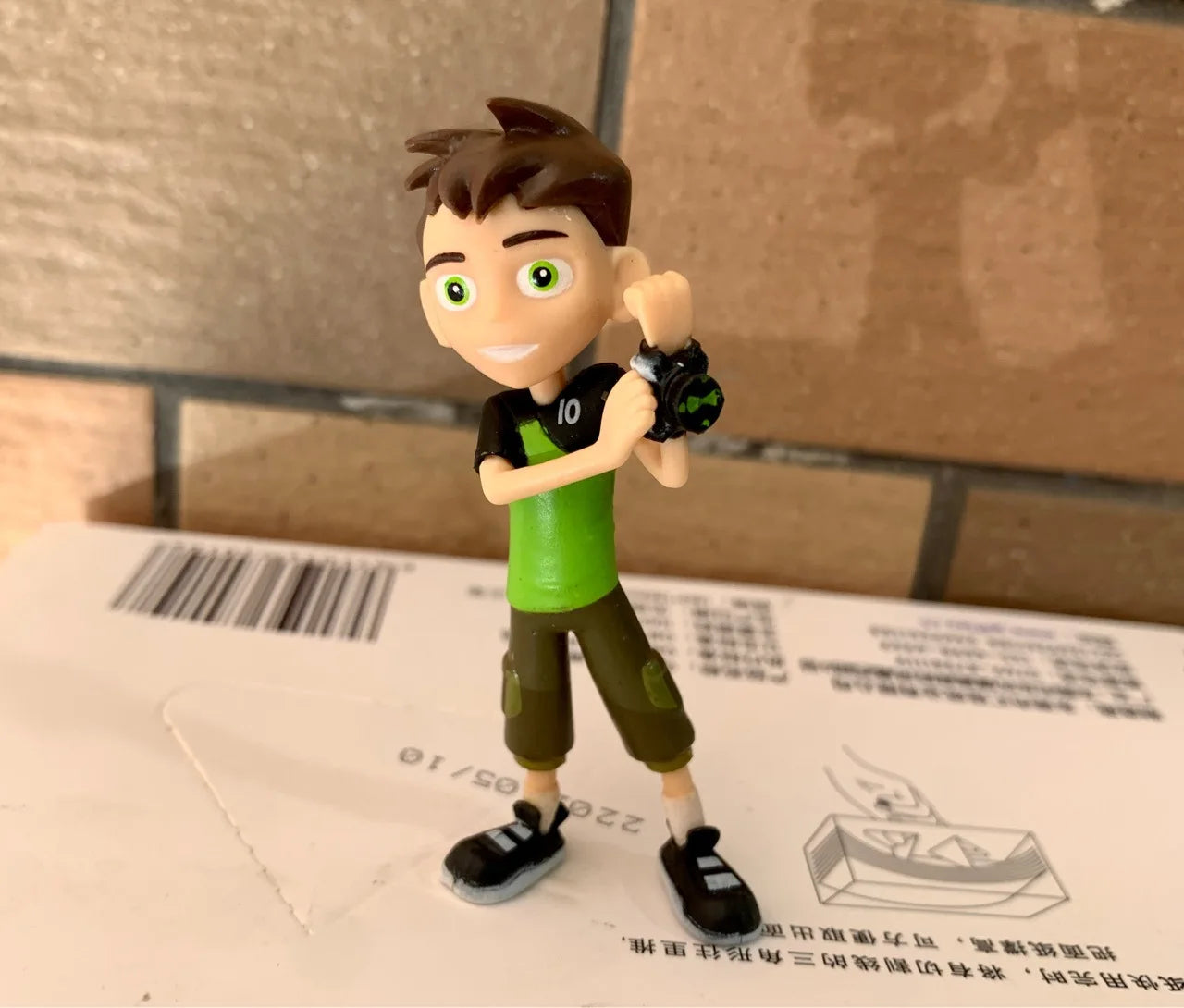 Ben 10 Mini Figure Boy Ben Toys Ornament Cake Decoration Figurine Miniature Collection Prop