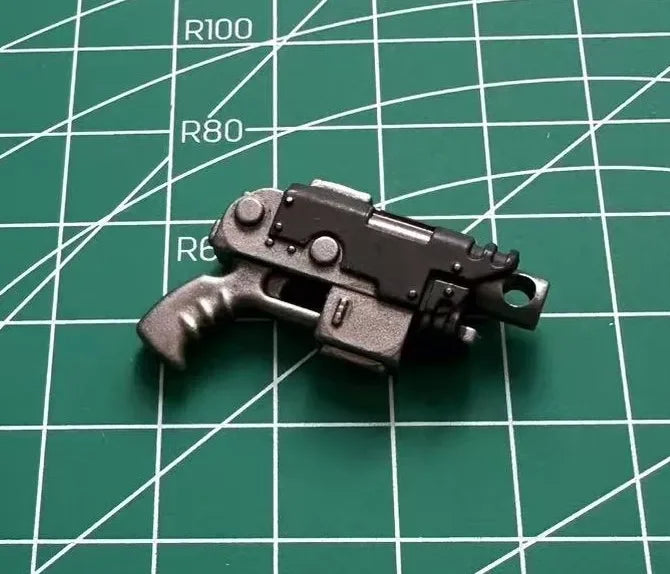 JOYTOY Warhammer 40K 1/18 Екшън фигурки Uitramarines лейтенант Титус Модел играчка момче подаръци 3.75 инча