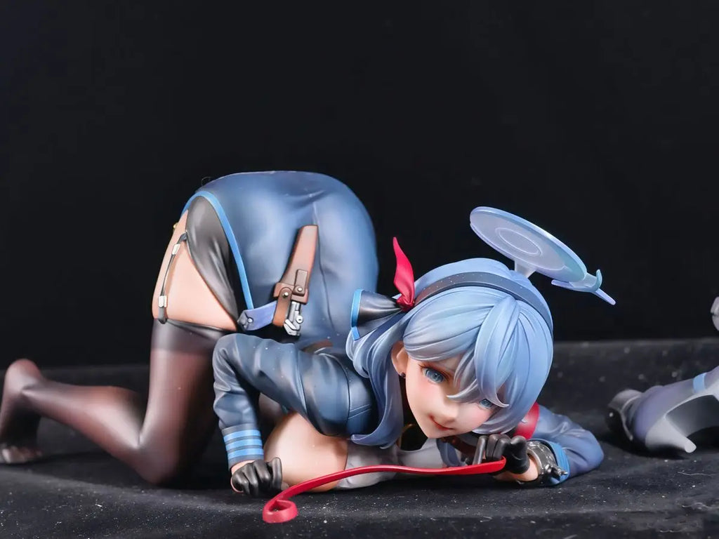 2 Styles Blue Archive Amau Ako Kneeling & Standing Pose Anime Figure Set Collectible Statue Desktop Decoration Gift