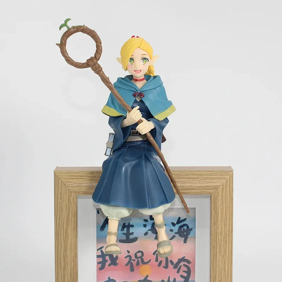 Köstlich im Dungeon Marcil Donato Anime-Mädchen-Statue Dungeon Food Leo Stouten Actionfigur Modell Sitzpuppe Spielzeug Geschenk