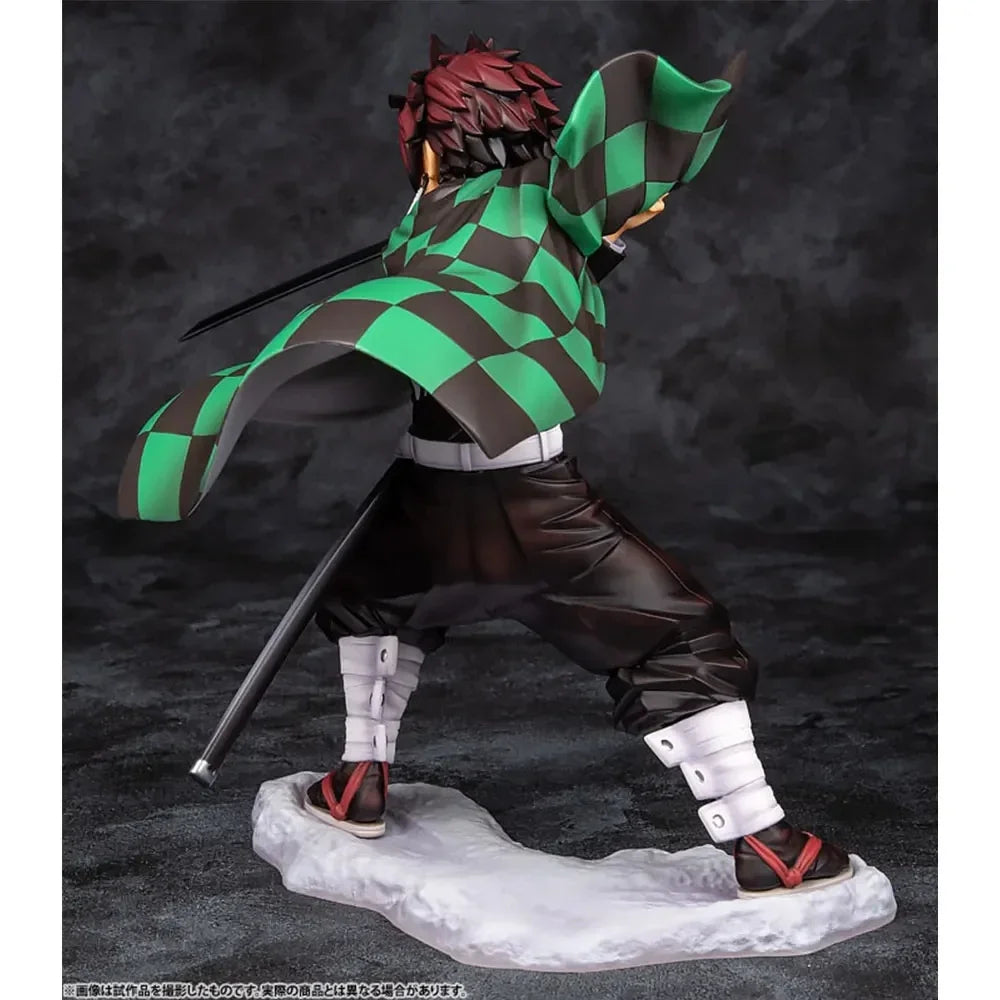 Kamado Tanjirou Figurine Demon Slayer PVC Action Figure Anime Kimetsu no Yaiba Model Kits Toys Miniatures Ornaments Garage Kits