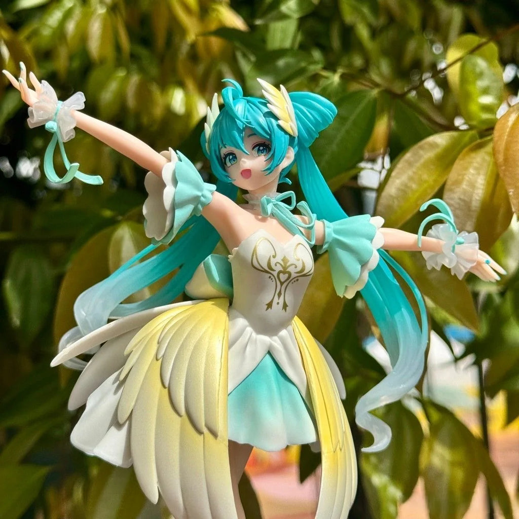 20CM New Anime Hatsune Miku Swan Lake Princess Kawaii Action Figure PVC Doll Model Toys ornament Desktop Decoration Gifts
