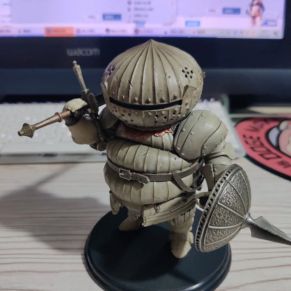 13CM Anime Game Dark Souls Siegmeyer Figure Q Version Dark Souls Sculpt Collection Standing Model Toy Gift Aciton Figure