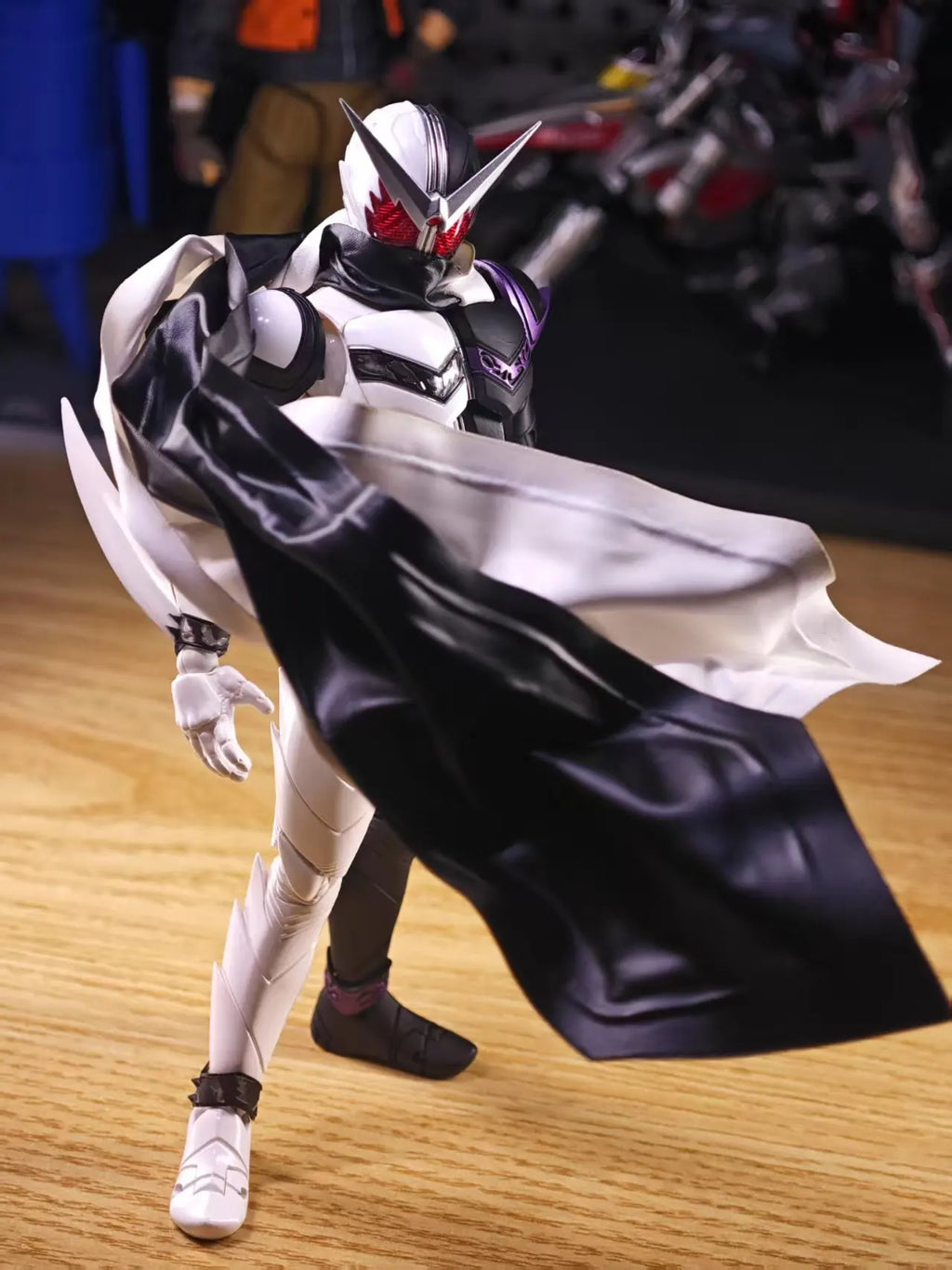 SHF 1/12 Kamen Rider W Fang Joker Fang Fang Ace Fang Umhang Schal Zubehör Modell für 15 cm Actionfiguren Körper Spielzeug DIY