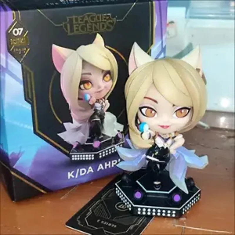 В наличност League of Legends Lol Game Peripheral Legit Hand Timokyu Moon Galen Jinx Bobi Arri Miss Doom и т.н. Украшение играчка Коледен подарък