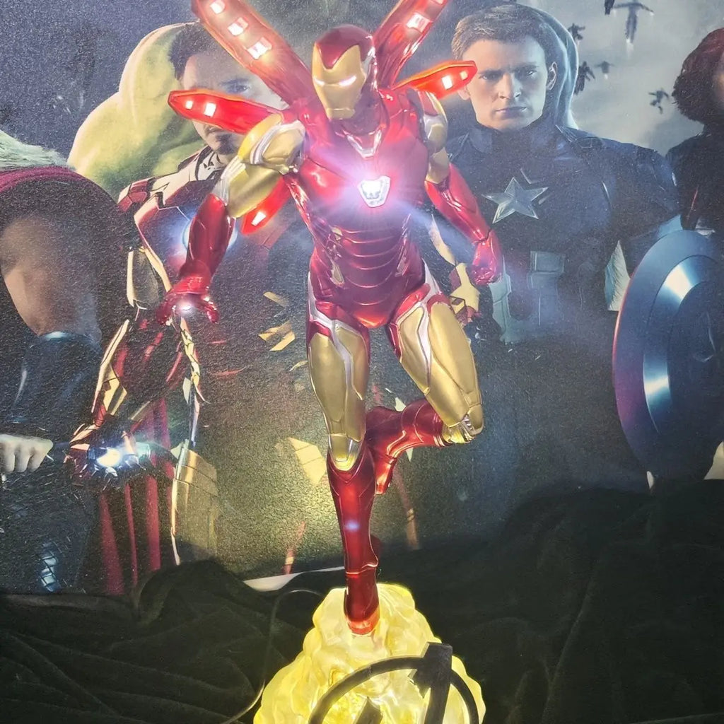 Marvel Studio Iron Man The Avengers 17.71Inch/45cmGuardian Can Move glowing PVC figure Battle Posture ornament Model Toys Gifts