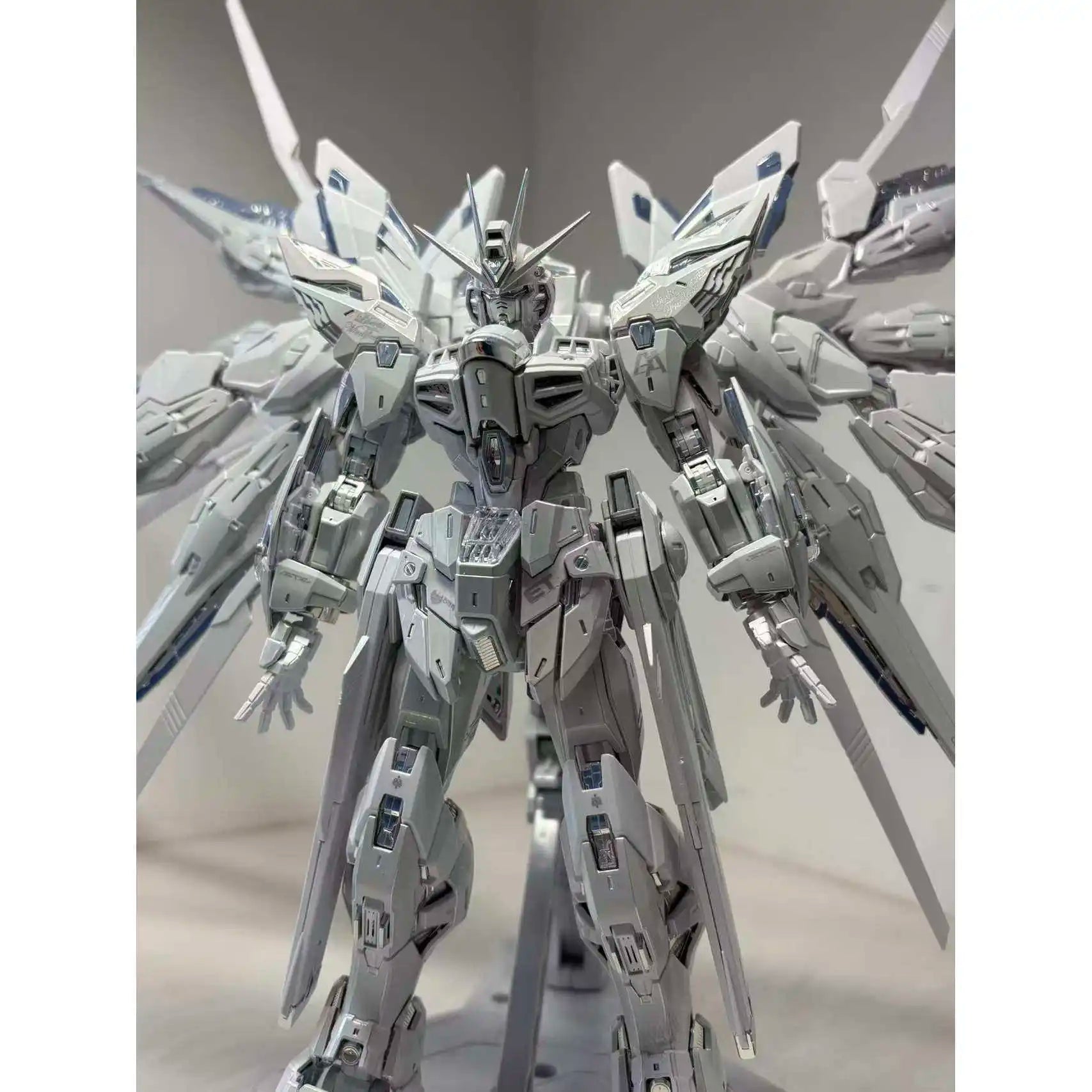 【IN STOCK】CHANGLONG KO MG 1/100 7701 Strike Freedom Twilight White MGEX Assembly Model Kit Anime Figure Collectible Toy Gift