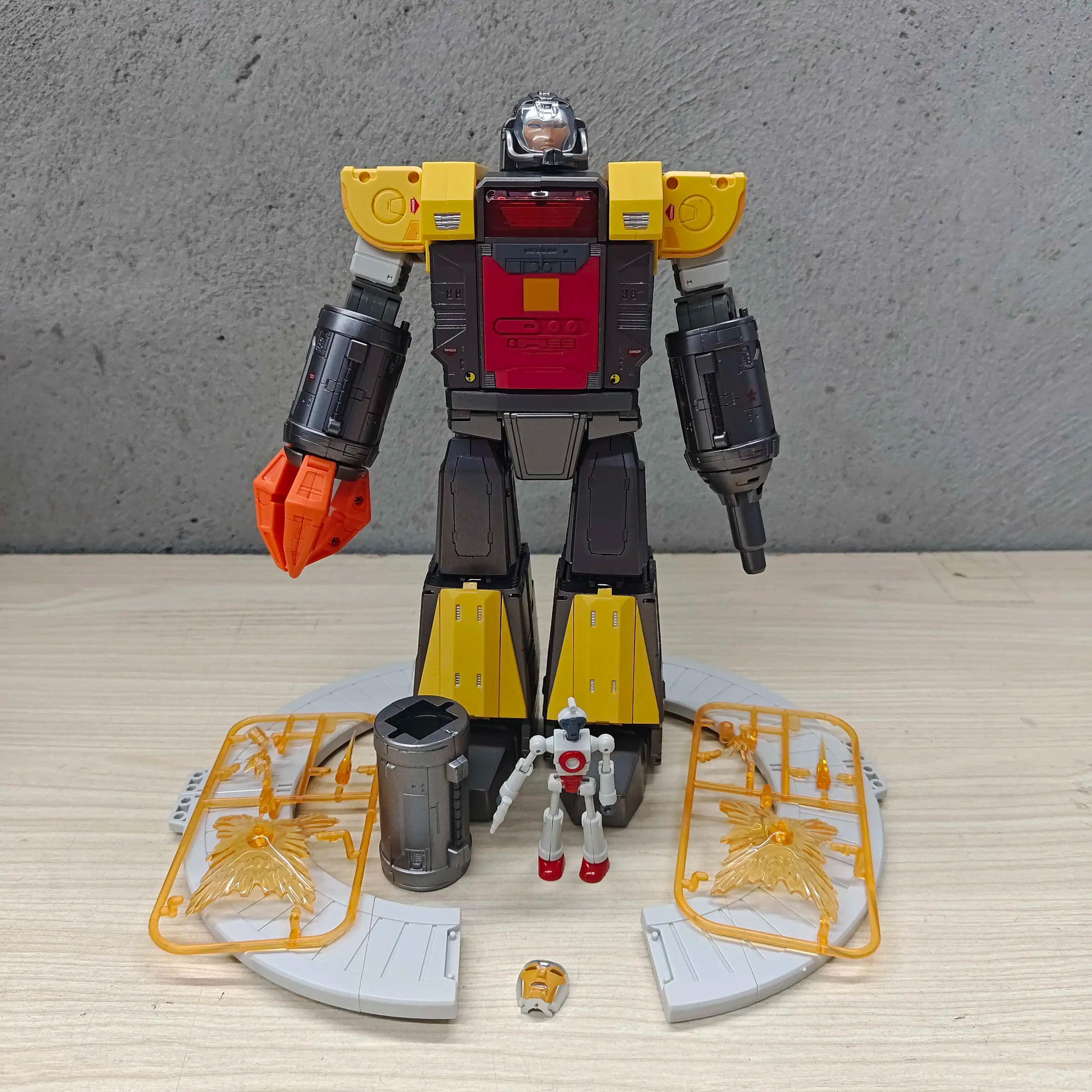 PANGU Transformation PT02 PT02M MIGHTY MIRACLE God Scale Down 26cm Defensive Fortress Base Action Figure Omega Supreme OS01