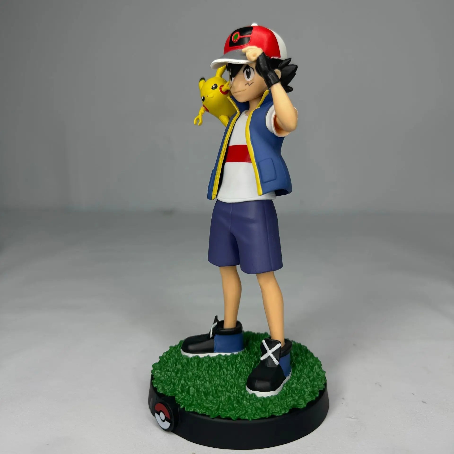 18CM Pikachu PVC Statue - Ash's Pikachu Figure, Anime Collectible Model, Desktop Decor, Gift Box Packaging, Birthday Gift