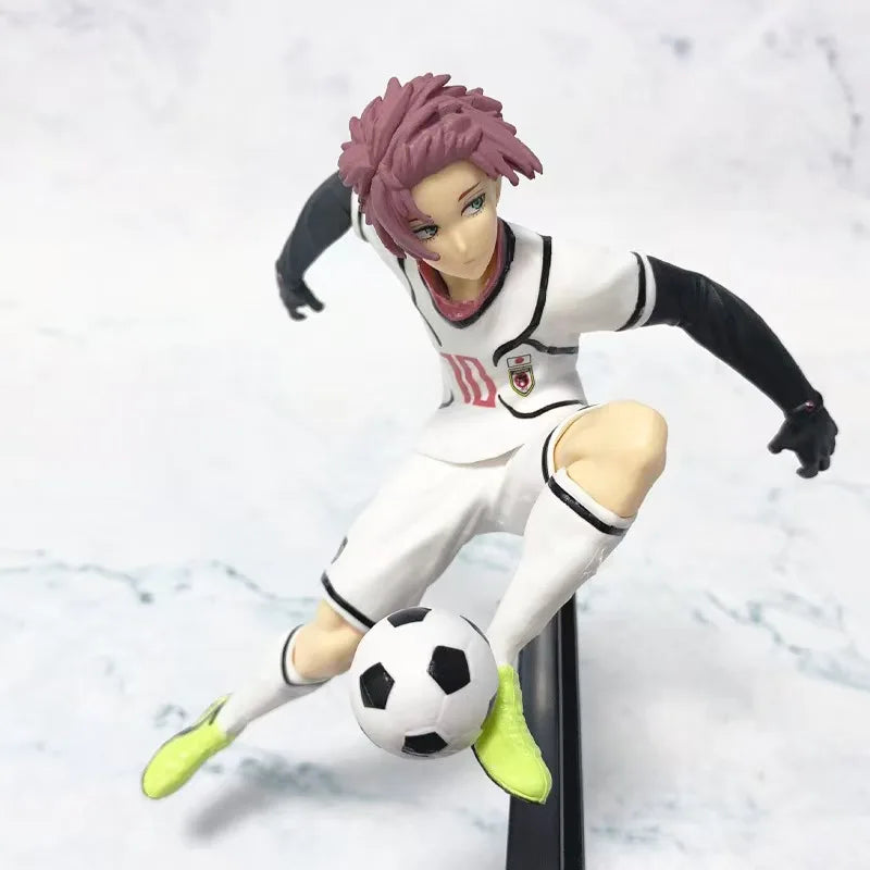 BLUE LOCK Anime Collect Figures 17cm PVC Model Itoshi Sae No. 10 Jersey Football Shot Action Figures Toys for Kid Girl Christmas