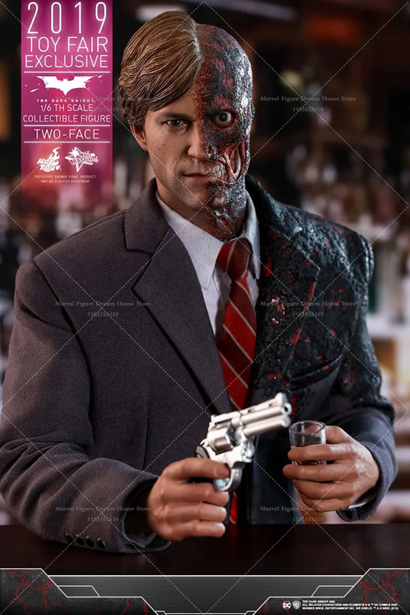 HOTTOYS MMS546 1/6 Scale Two-Face Harvey Extremization Absolute Justice Souvenir Coin 12-inch Full Set Action Figure Soldier