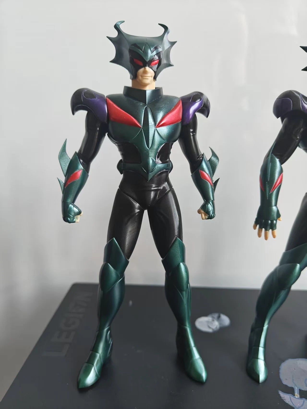 Saint Seiya Private Soldier Saint Douglas Team Resin Statue Model Toy Collection Decoration Figurine