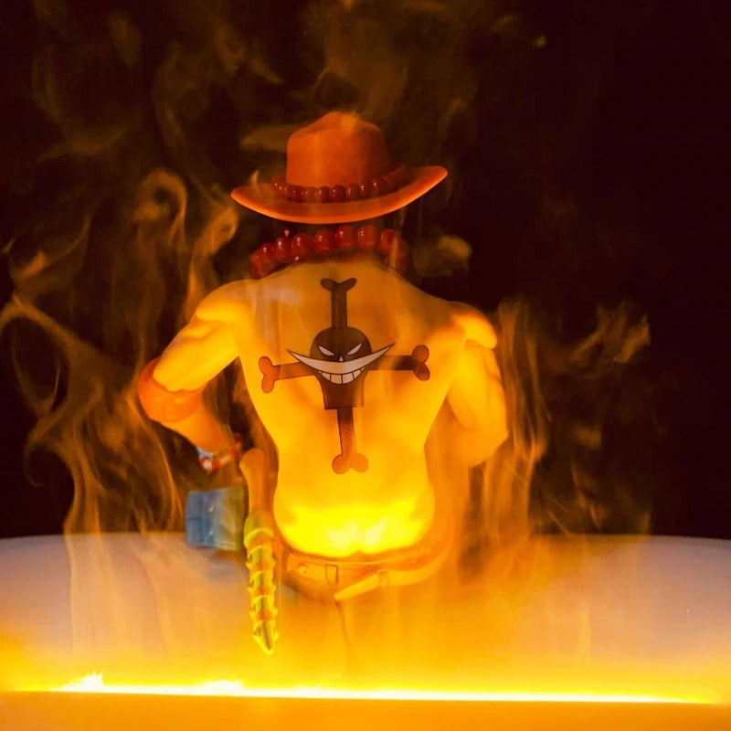 Anime-Figur Modell Spielzeug NARUTO One Piece Anime Figur Bluetooth Lautsprecher Luftbefeuchter Multifunktions-Flammenlampe Figur Heimdeko