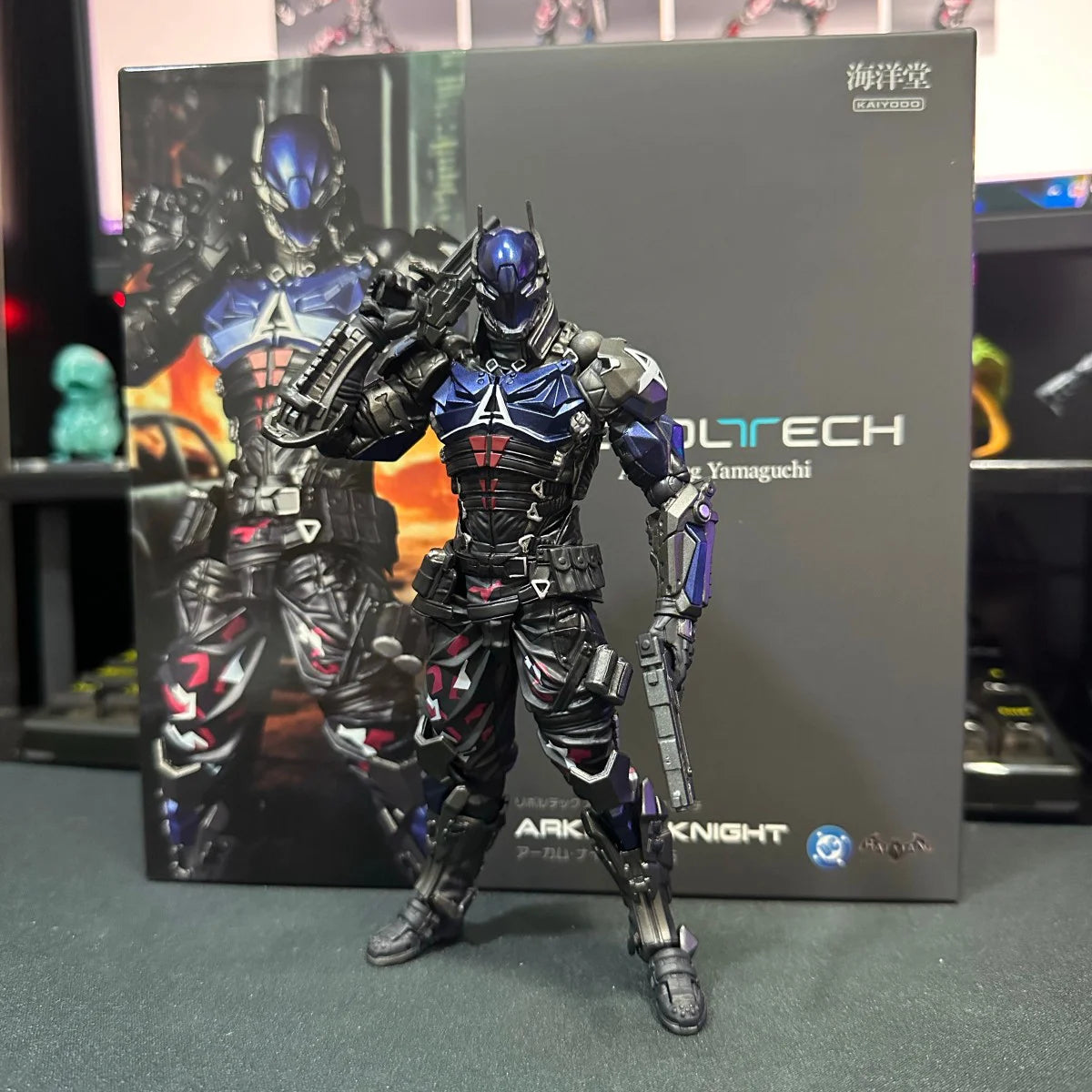 Yamaguchi Batman Arkham Knight 1.5 Anime Figure Model Movie Peripheral Joints Action Toy Collectible Desktop Ornament Presents