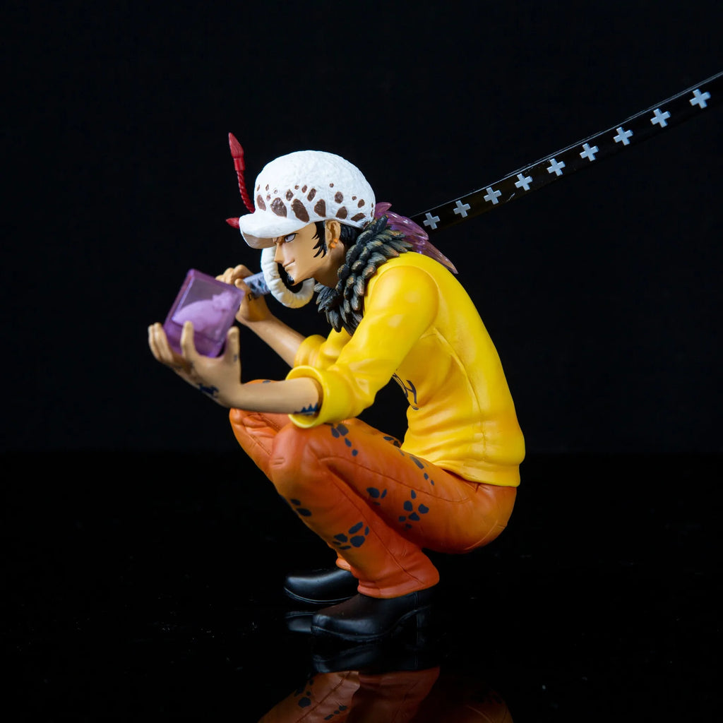 Cartoon Anime One Piece Trafalgar D Water Law Action Figure Squatting Take Knife PVC Manga Statue Figurine Collectible Model Toy