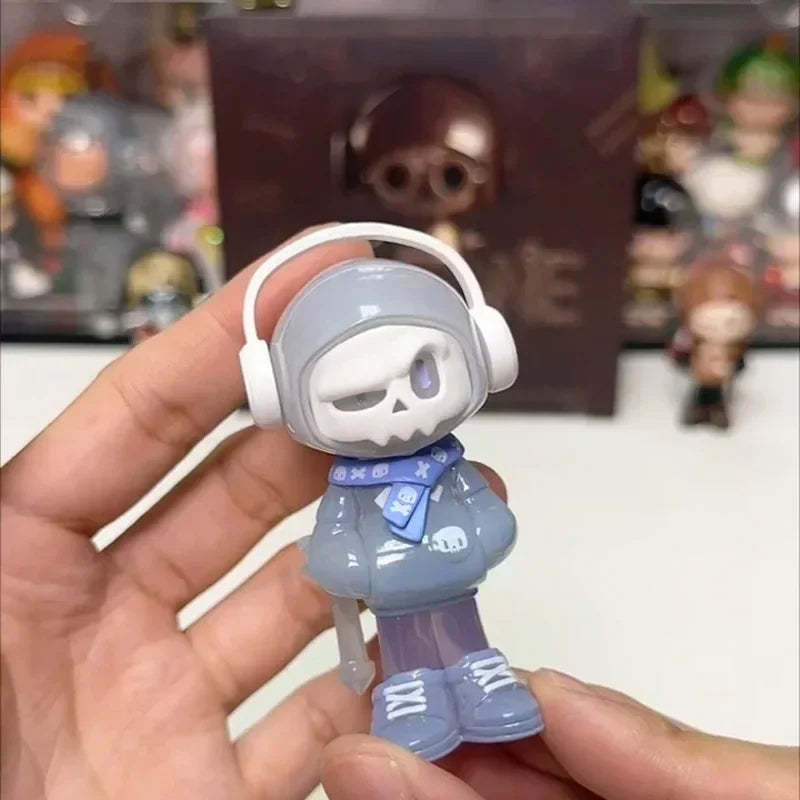 Mr.Bone Mini 2 Generation Time Traveler Series Caixa Caja Dolls Gift Anime Action Figure Toys Desktop Ornament