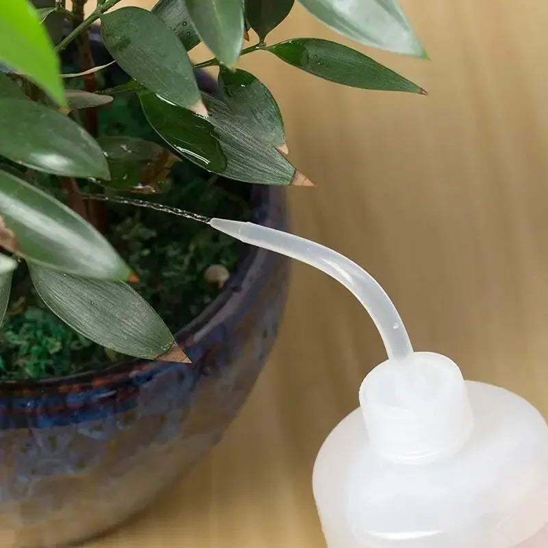 2pcs 150/250 / 500mL Water Beak Pouring Kettle Tool Succulents Plant Flower Watering Can Squeeze Bottles with Gardening Tools