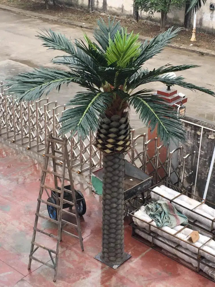 Customized 3m 5m 8m High Large Fiberglass Plastic Artificial Coconut Palm for Indoor and Outdoor Garden Decoration