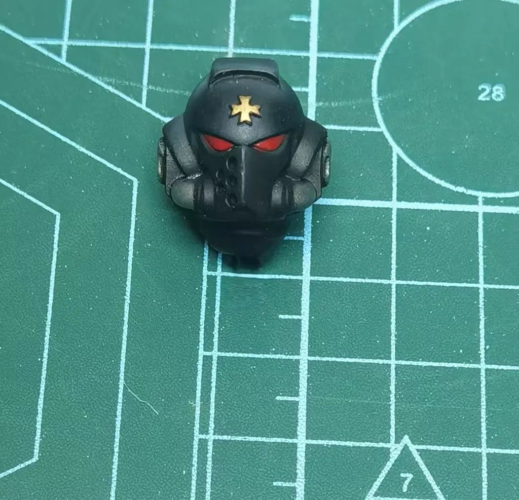 Joytoy Warhammer 40K 1/18 Action Figures Black Templars Marshal Baldeckrath 12.3cm  Model Toy