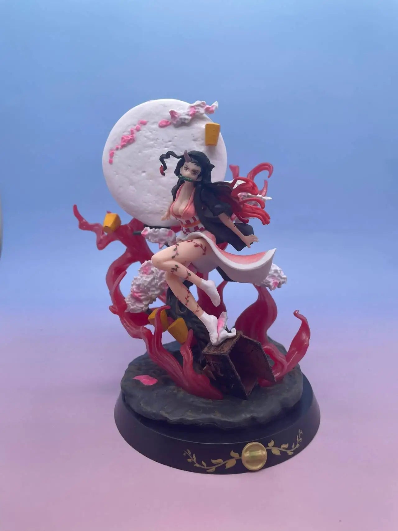 Demon Slayer Figuren Kamado Nezuko Anction Figur GK Puppen 15cm Blut Demo Kunst Anime Figur Kawai Sammeln PVC Modell Spielzeug Geschenk