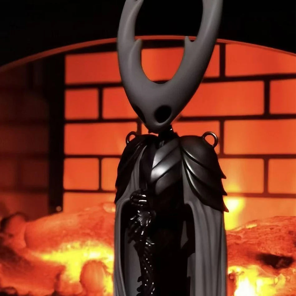 Hollow Knight Three Swordsmen Game Garage Kit Battle Car Cake Desktop Models Chassis Decorations Exquisite PVC Figurines Boy Toy