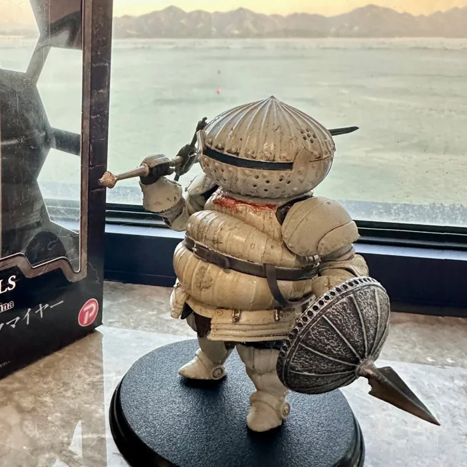 13CM Anime Game Dark Souls Siegmeyer Figure Q Version Dark Souls Sculpt Collection Standing Model Toy Gift Aciton Figure