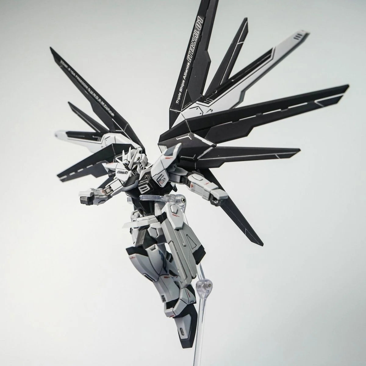 Aruma Limited Edition Color Assembly Model Figure Water Stiers Collectible Toys for Fans And Gamers Z HG44 Newborn Z