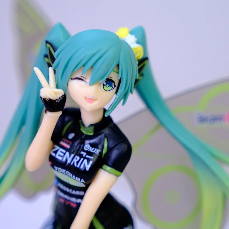 New Anime Beautiful Butterfly Hatsune Miku Action Figure Anime Collectible GK Model Children Kawaii Kids Friends Birthday Gift