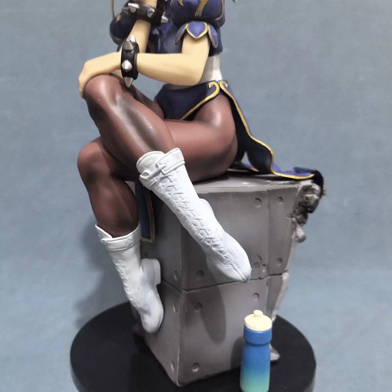 New In Stock Street Fighter Chun-Li Anime Figure Sitting Posture 26cm Chun-Li Action Figure Game Peripheral Custom Toys Kid Gift