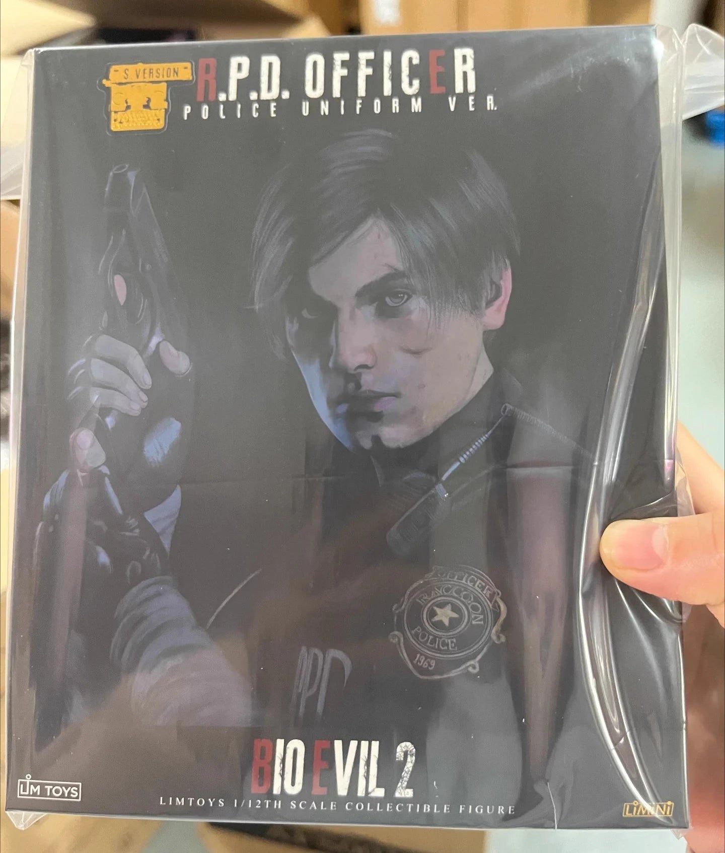 In Stock LimToys Resident Evil Leon S. Kennedy R.P.D. Officer 1/12 Action Figure Anime Model Trendy Toy Desktop Doll Collectible