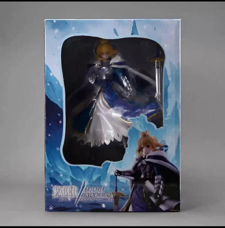 Neuwertige Steppdecke „Altoria Blue Armor Saber“ (handgefertigtes Modell) mit stumpfem Haar, erhältlich bei uns.