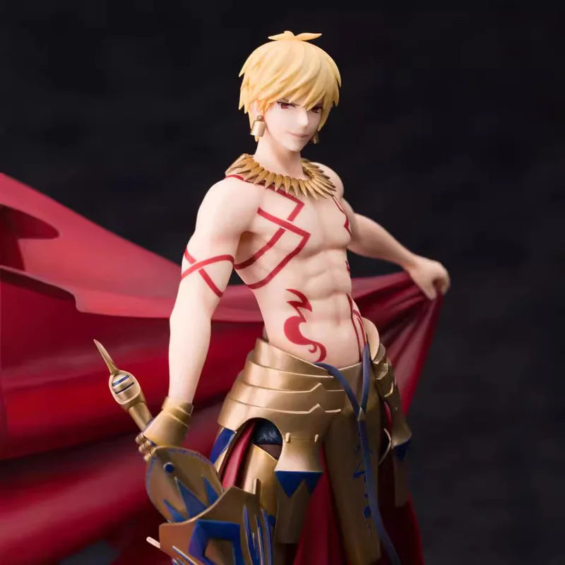 Anime-Produkte Gilgamesh (bekannt aus Fate/Stay Night) 1/8 Actionfigur Statue Box Handheld Desktop Dekoration Modell Jungen Spielzeug Geschenk