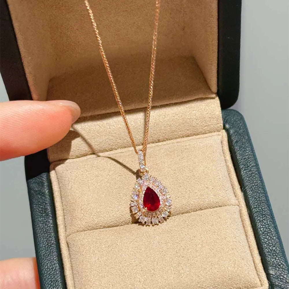Shelly Echt 18 Karat Massivgold AU750 Schmuck Natürliche Diamanten Lebendiger roter Edelstein Rubin Wassertropfen Anhänger Halsketten für Frauen
