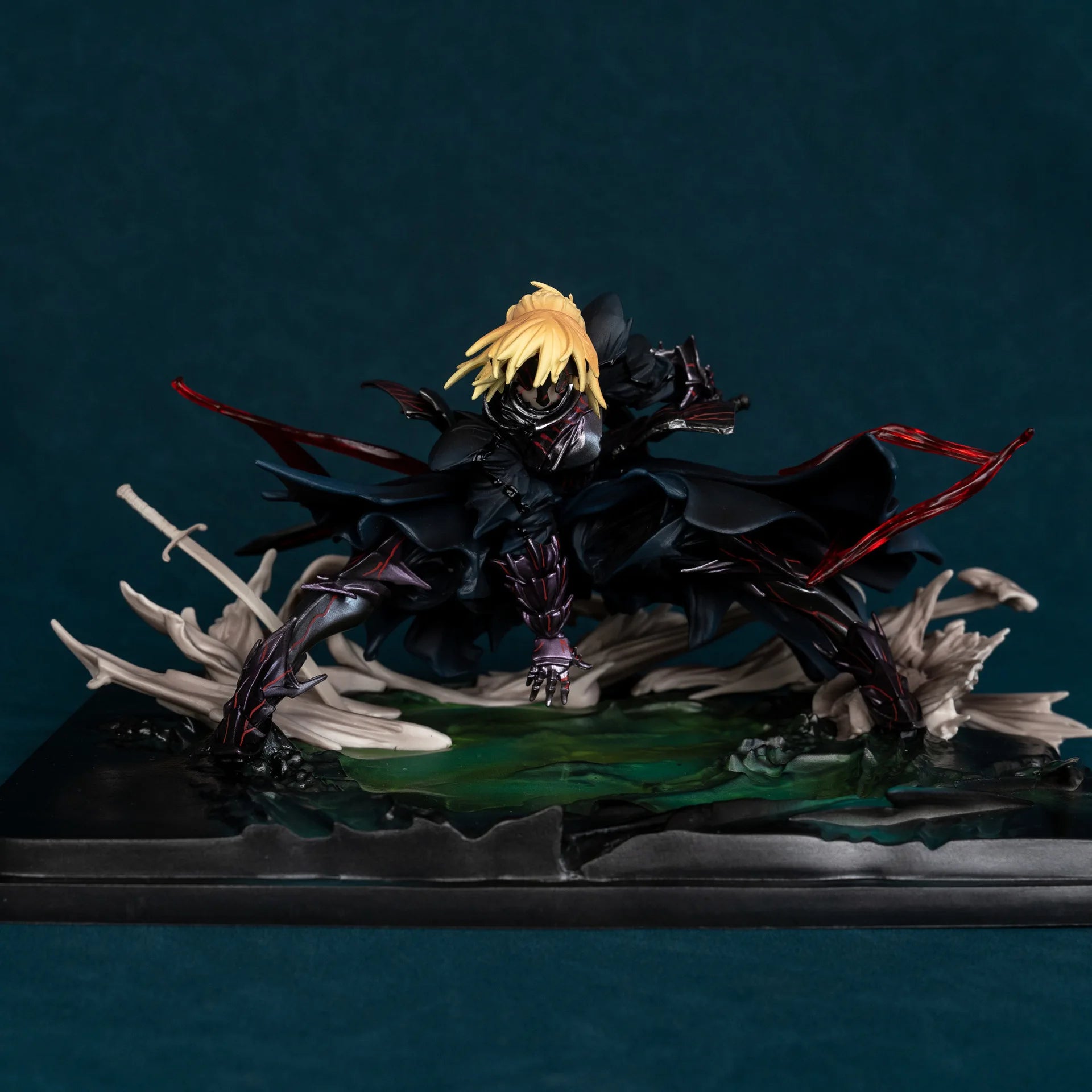 13cm FATE Stay Night Saber Alter Altria Pendragon Anime Figure Model Statue Collection Desktop Decoration Ornament Toy Gift