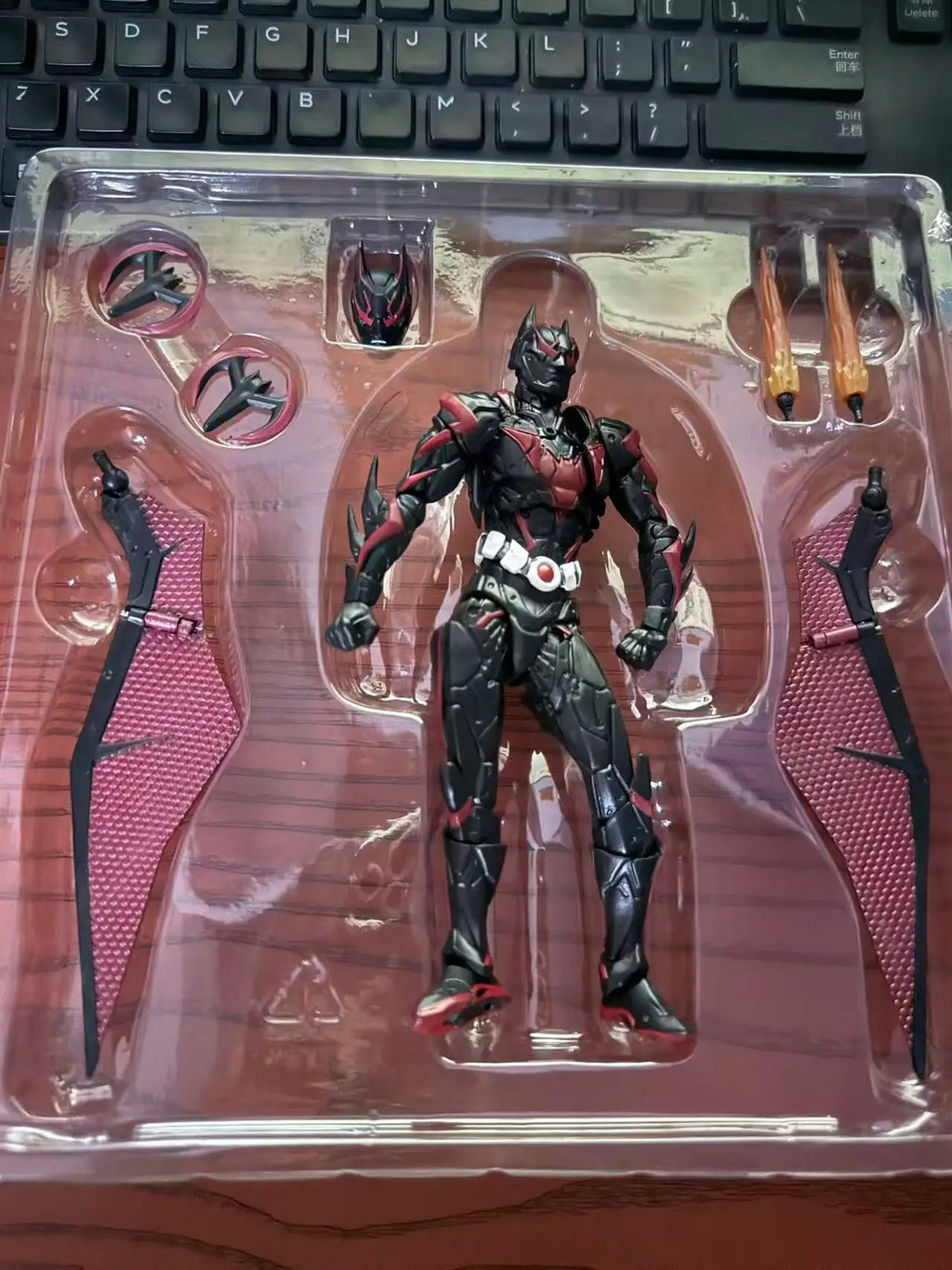 In Stock Kaiyodo Revoltech Yamaguchi Batman Beyond The Future Anime Action Figure Figurine Ko Joint Movable Model Statue Toys