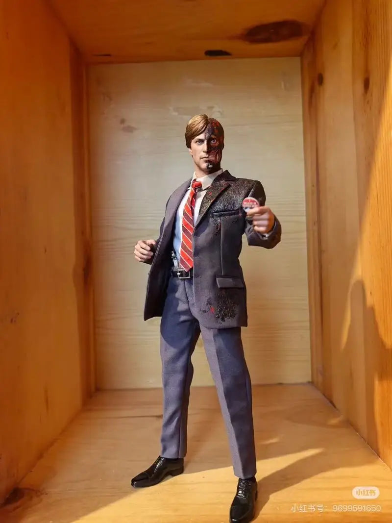 Genuine Hottoys Ht Mms546 1/6 Dark Knight Two-Face Dolls Full Set 12inch Male Soldier Action Figure Collectible Toy Birthday Gif