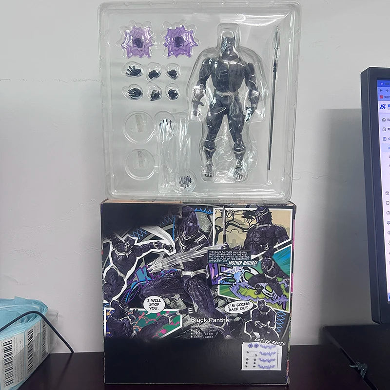 Yamaguchi Black Panther Figure King of Wakanda Action Figures Mafex Black Panther 091 Model Toys Collection Doll New Year Gift