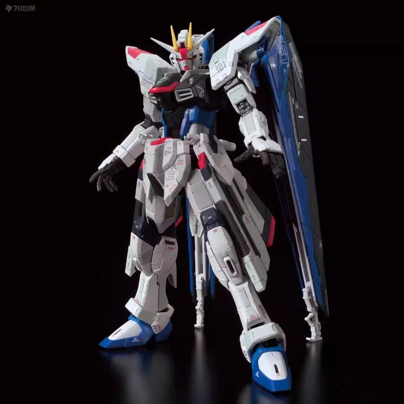 Bandai Original RG BASE LIMITED ZGMF-X10A FREEDOM GUNDAM Ver.GCP Action Anime Figures Toys Kids Gift Assembly Model Ornaments