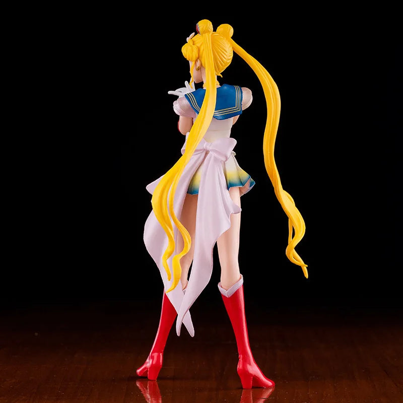23 см Аниме Sailor Moon Екшън фигурка кукла Принцеса Serenity Торта Орнаменти Колекция PVC Tsukino Usagi Фигура Модел Играчки Подаръци