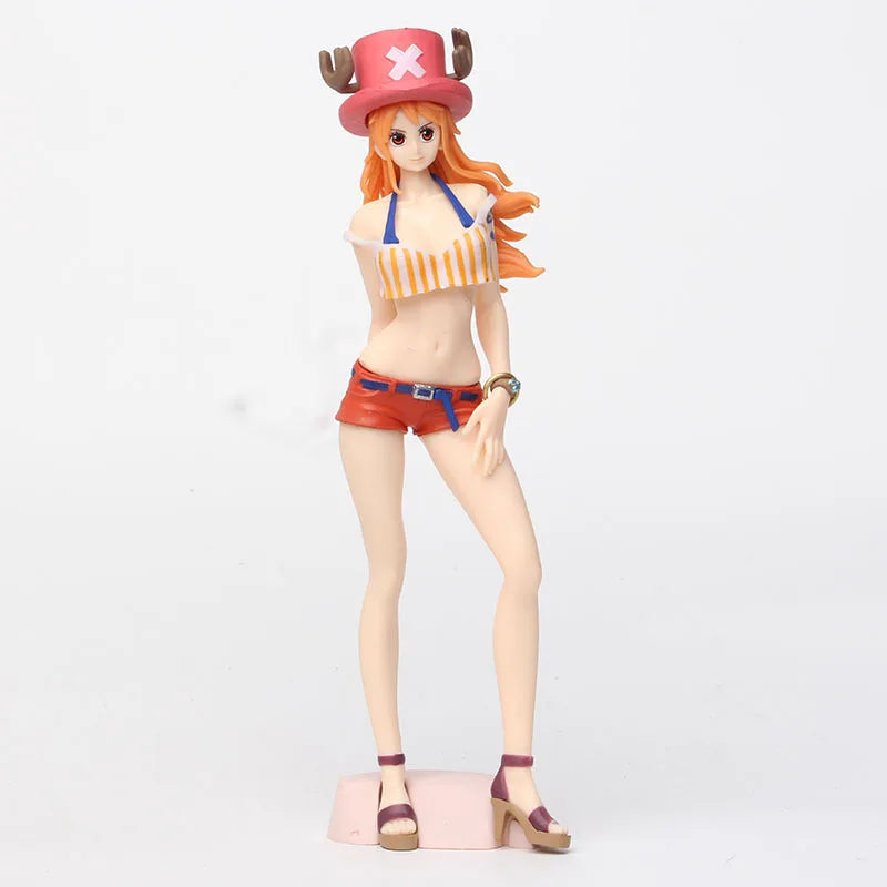 22 см One Piece Nami фигурка Chopper костюм аниме фигурка колекция статуи Standup модели декорации играчки